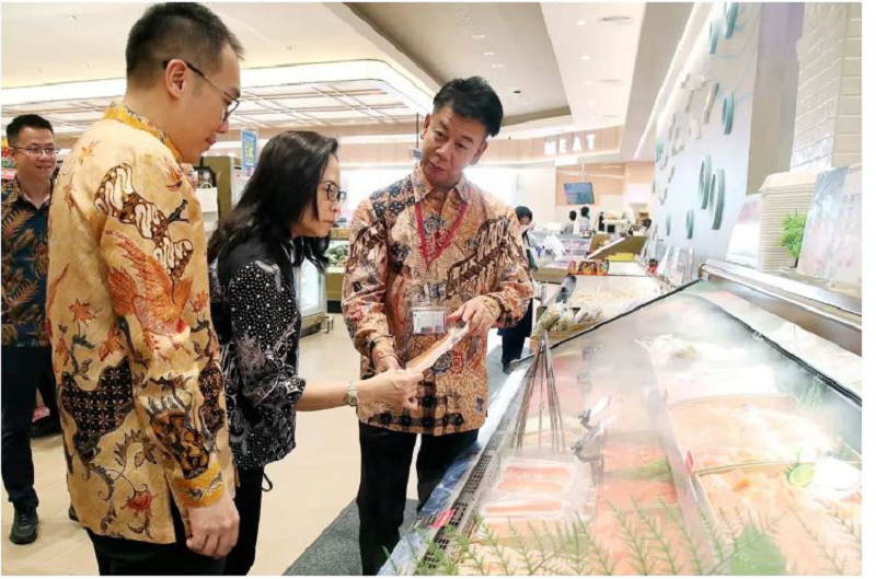 EKSPANSI: Direktur Utama Eastvara Mall Surya Adil Wijaya, CEO Commercial BSD Anna W. Budiman, & Presiden Direktur PT AEON Indonesia Takahiro Osugi.