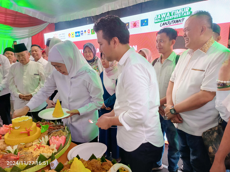 SELAMAT: Fraksi Demokrat ucapkan selamat pada Khofifah Indar Parawansa dan Emil Elestianto Dardak atas pelantikan mereka sebagai Gubernur dan Wakil Gubernur Jawa Timur. (istimewa).