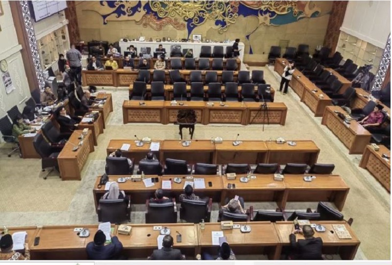 PLENO: Rapat pleno Baleg DPR RI pengambilan keputusan harmonisasi 10 RUU tentang Kabupaten/Kota Provinsi Gorotalo, Sulawesi Tenggara, dan Sulawesi Utara di Kompleks Parlemen, Senayan, Jakarta, Rabu (5