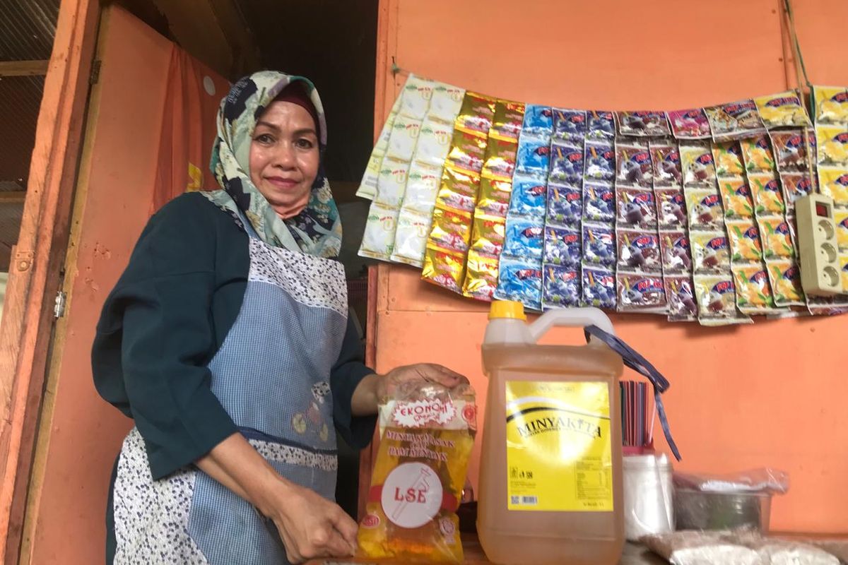 DOK RADAR TARAKAN MINYAK GORENG: Minyakita pernah dijual sejumlah pedagang eceran di Nunukan, harganya pun bervariasi.