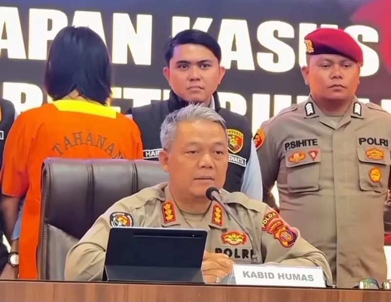 HUMAS POLDA KALTIM RILIS: Polda Kaltim saat merilis penetapan tersangka kasus kekerasan seksual yang menimpa balita di Balikpapan.