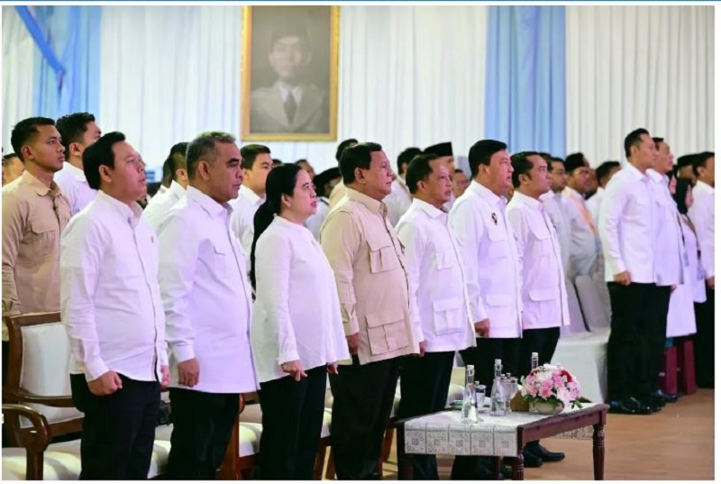 TUGAS BERAT: Presiden Prabowo Subianto menutup retret pembekalan untuk seluruh kepala daerah di Akademi Militer Magelang, Jawa Tengah, Jumat (28/2/2025). (Muchlis Jr - Biro Pers Sekretariat Presiden)