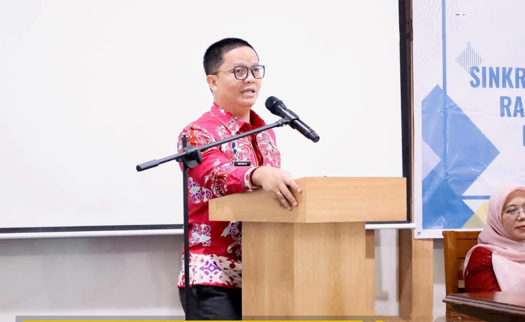 BERI ARAHAN: Bupati Tana Tidung Ibrahim Ali menyampaikan sambutan sebelum membuka secara resmi kegiatan Sinkronisasi RPJMD 2025-2029.(Foto: IST)