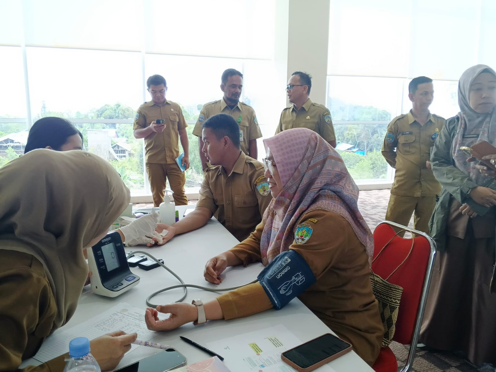 GRATIS: Pemeriksaan kesehatan gratis yang diluncurkan pada Februari lalu.(DOK)