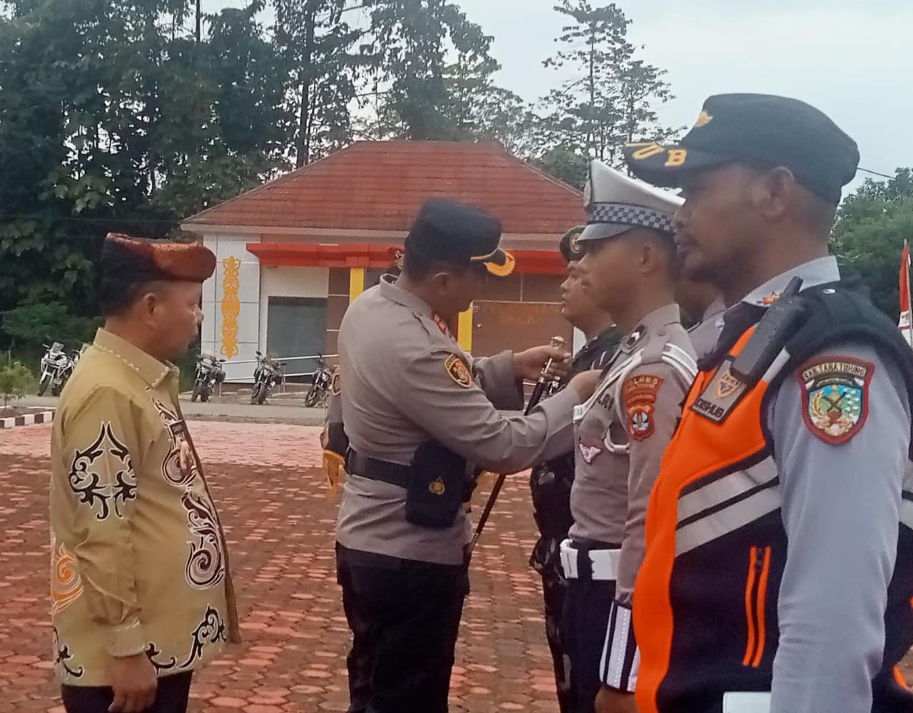 DIMULAI: Gelar pasukan operasi ketupat 2025 yang digelar di Mapolres Tana Tidung, Kamis (20/3).
