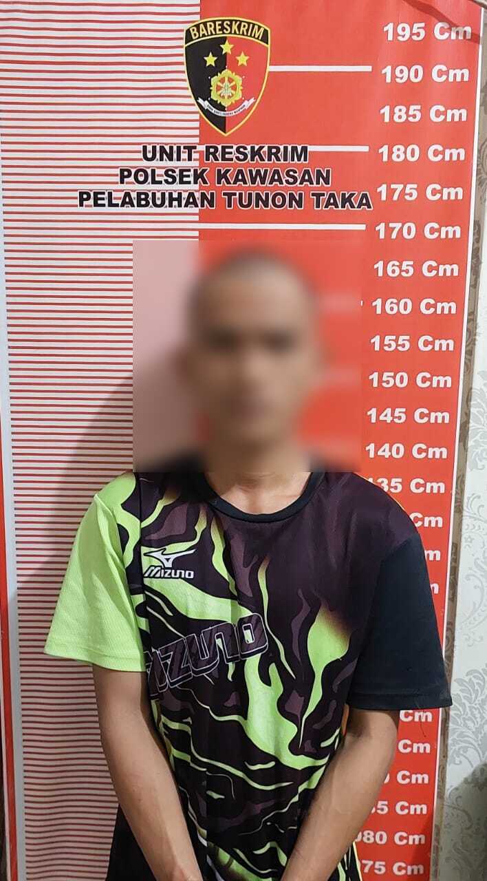 DIAMANKAN: Pelaku dan barang bukti telah diamankan di KSKP Nunukan.FOTO:DOK POLRES NUNUKAN