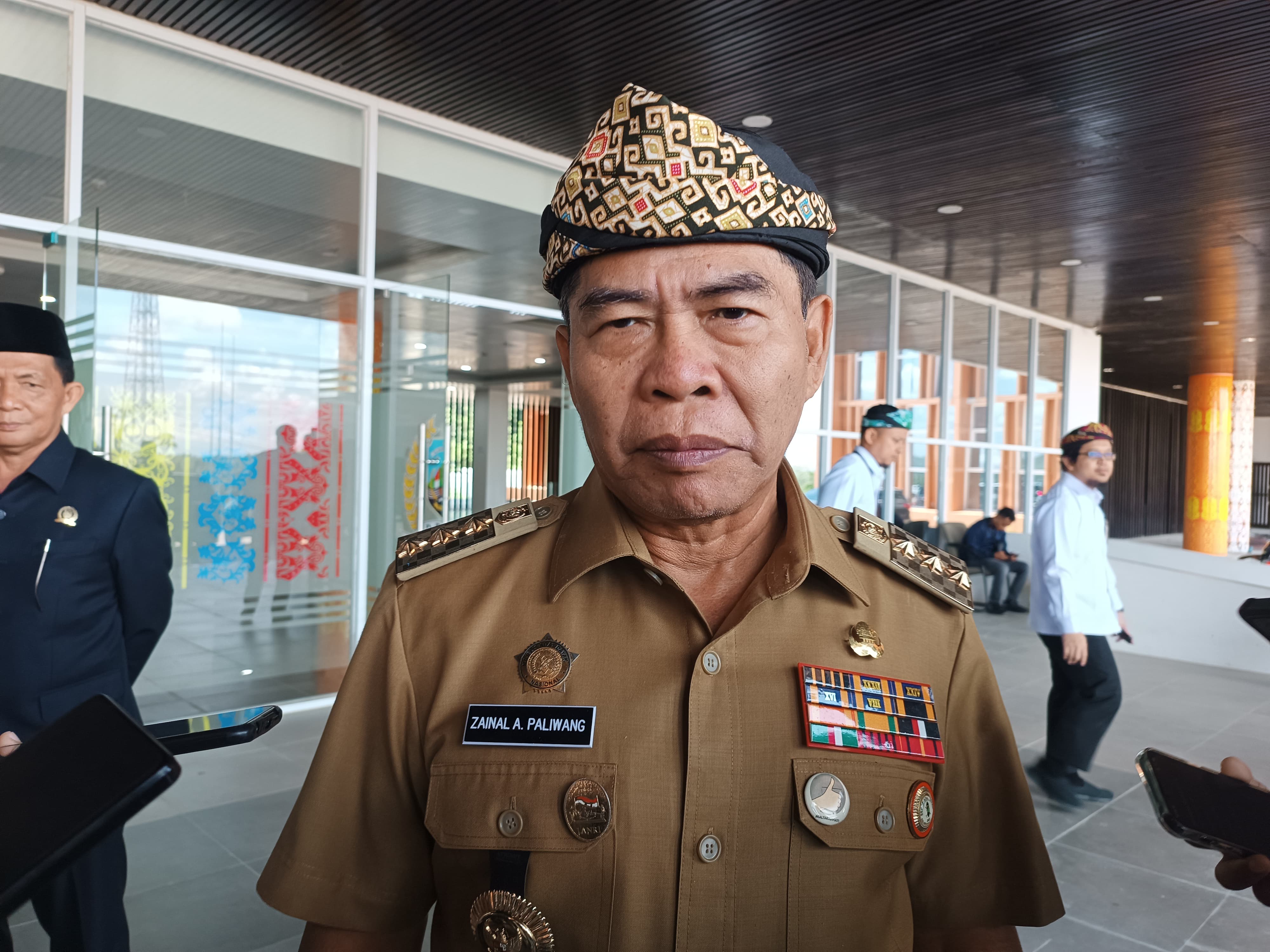 Gubernur Kaltara &ndash; Zainal A Paliwang.