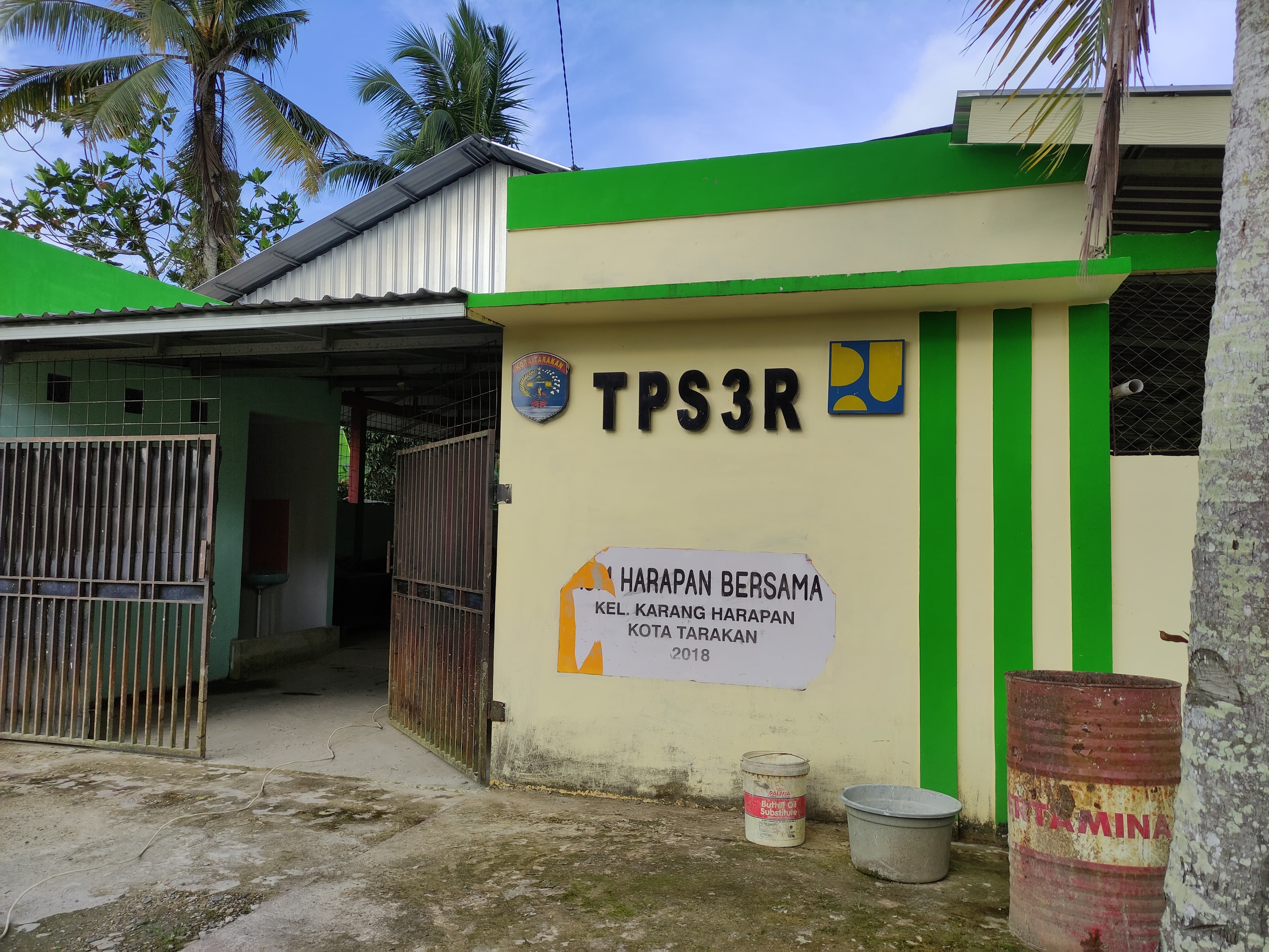 WILDAN/RADAR TARAKAN KENDALIKAN SAMPAH: TPS 3R di Kelurahan Karang Harapan.