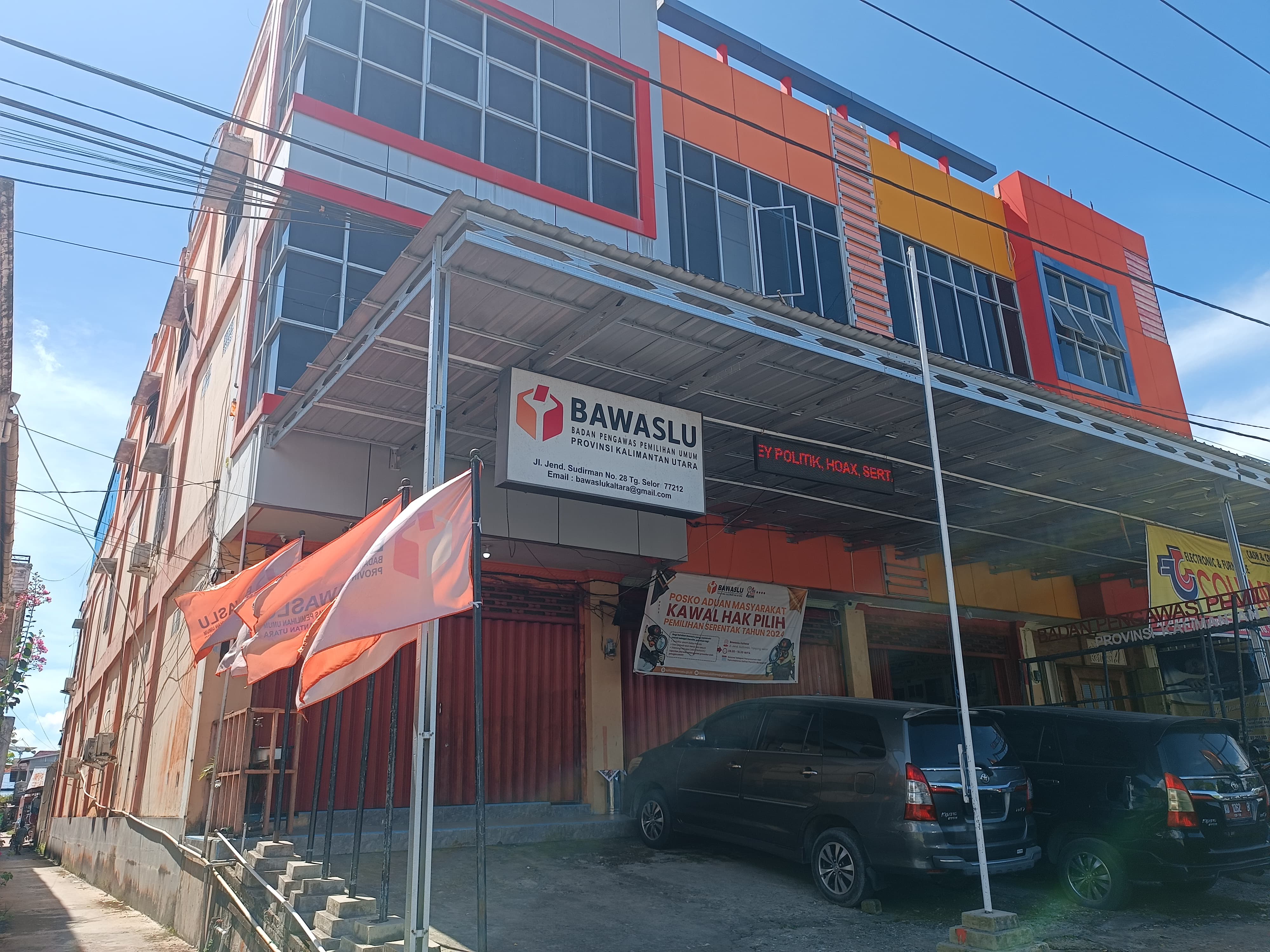 TERPILIH: Kantor Bawaslu Kaltara di Tanjung Selor. FOTO: IWAN K/RADAR TARAKAN