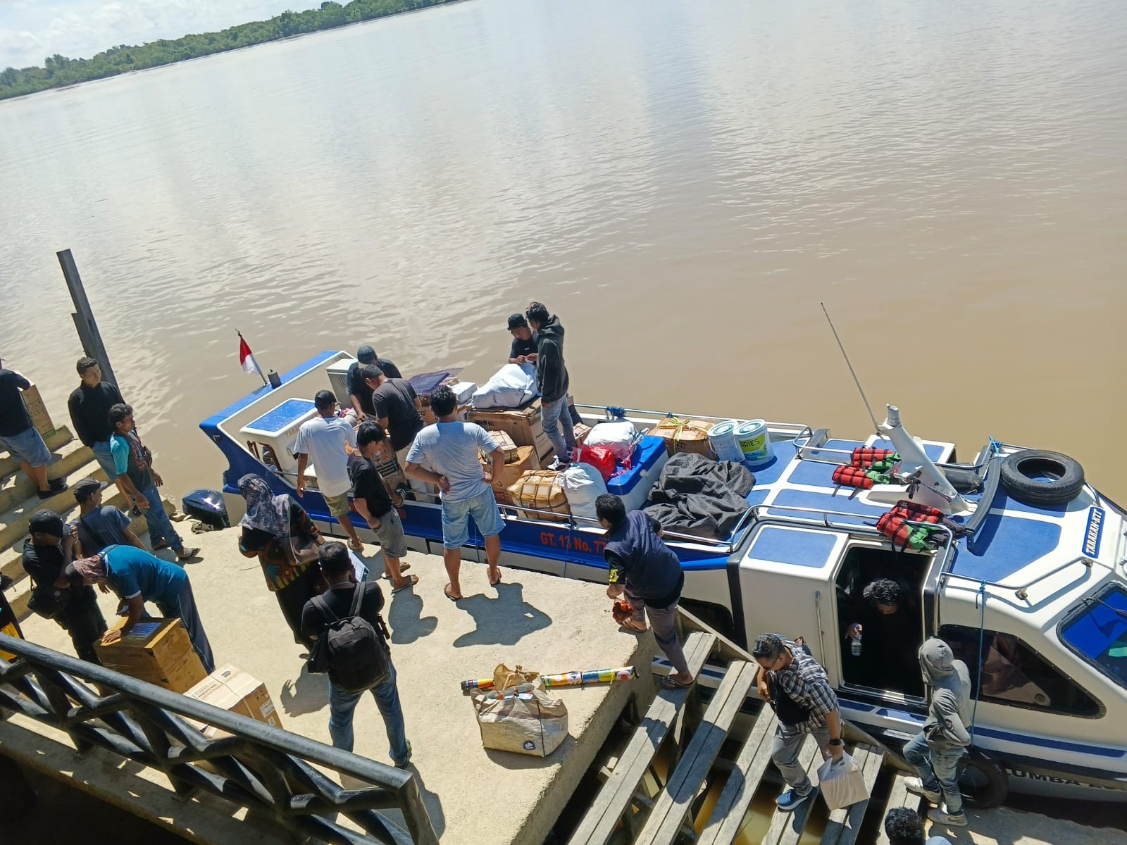 MEMBLUDAK: Lumba lumba, satu satunya speedboat yang melayani rute Tana Tidung-Tarakan (PP) beberapa hari terakhir.