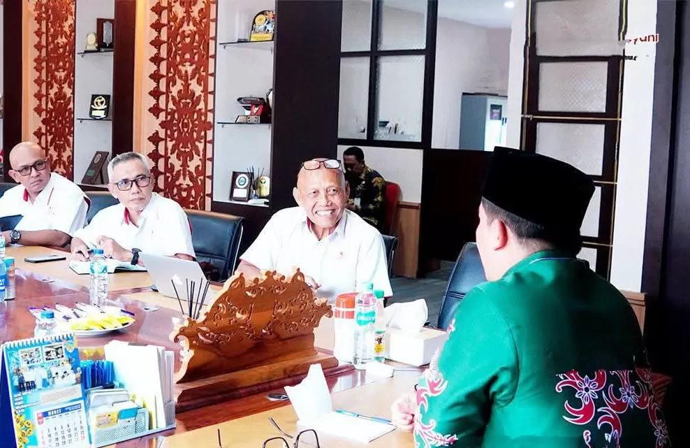 PORPROV: Tim Panwasrah Porporv II Kaltara menemui Bupati Tana Tidung Ibrahim Ali beberapa waktu lalu. FOTO:&nbsp;ISTIMEWA