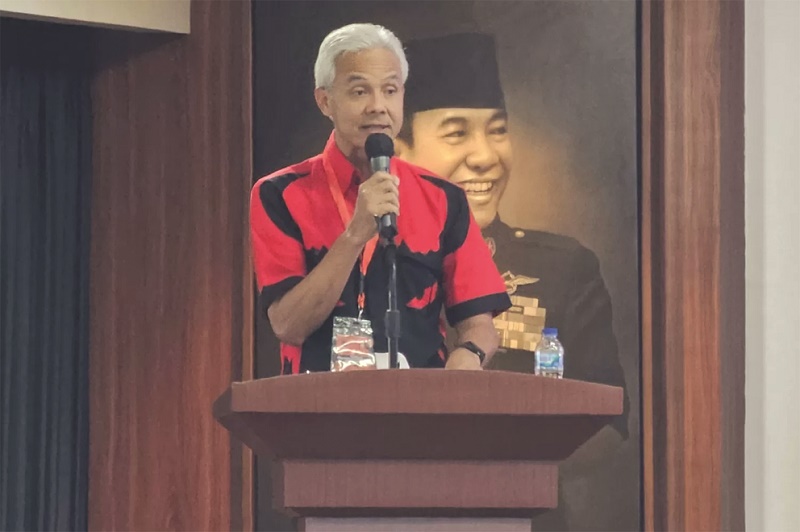 PENUTUPAN: Ketua DPP PDI Perjuangan, Ganjar Pranowo, di Sekolah Partai Lenteng Agung, Jakarta Selatan, Minggu (18/5). (Ridwan/ JawaPos.com)