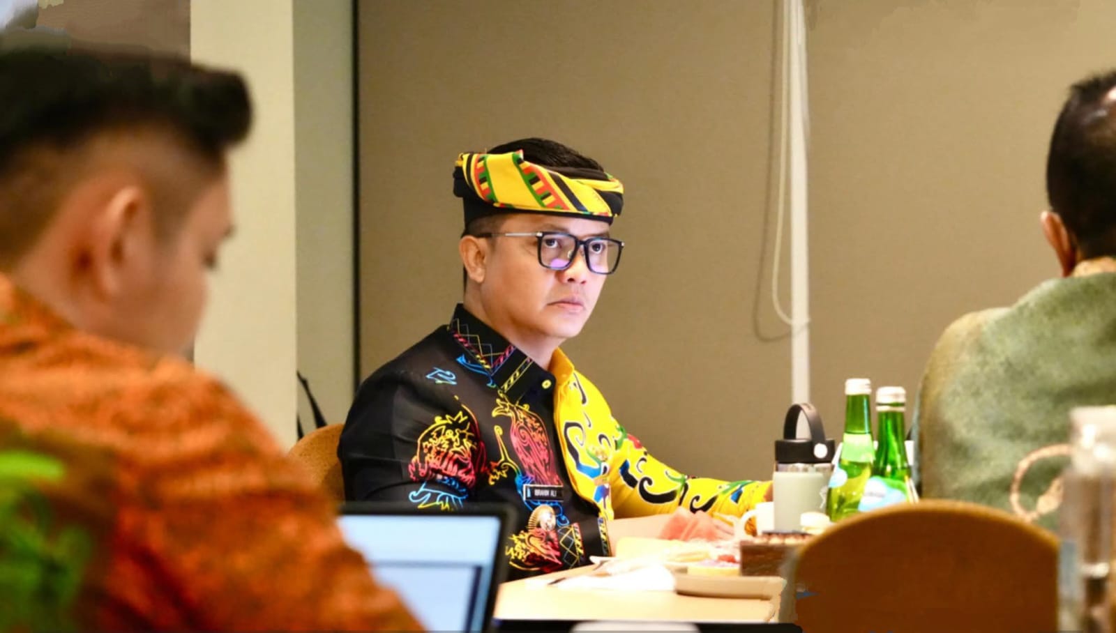 SINERGITAS; Bupati Ibrahim Ali memimpin rapat koordinasi dengan Forkopimda terkait percepatan pembangunan puspem. Foto: DISKOMINFO