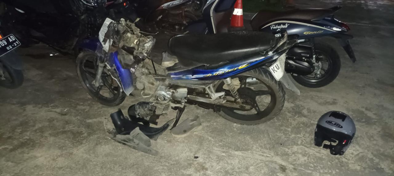 RINGSEK : Kondisi sepeda motor Yamaha Jupiter Z yang dikendarai korban usai ditabrak truk box di Jalan Poros Bulungan-Berau.