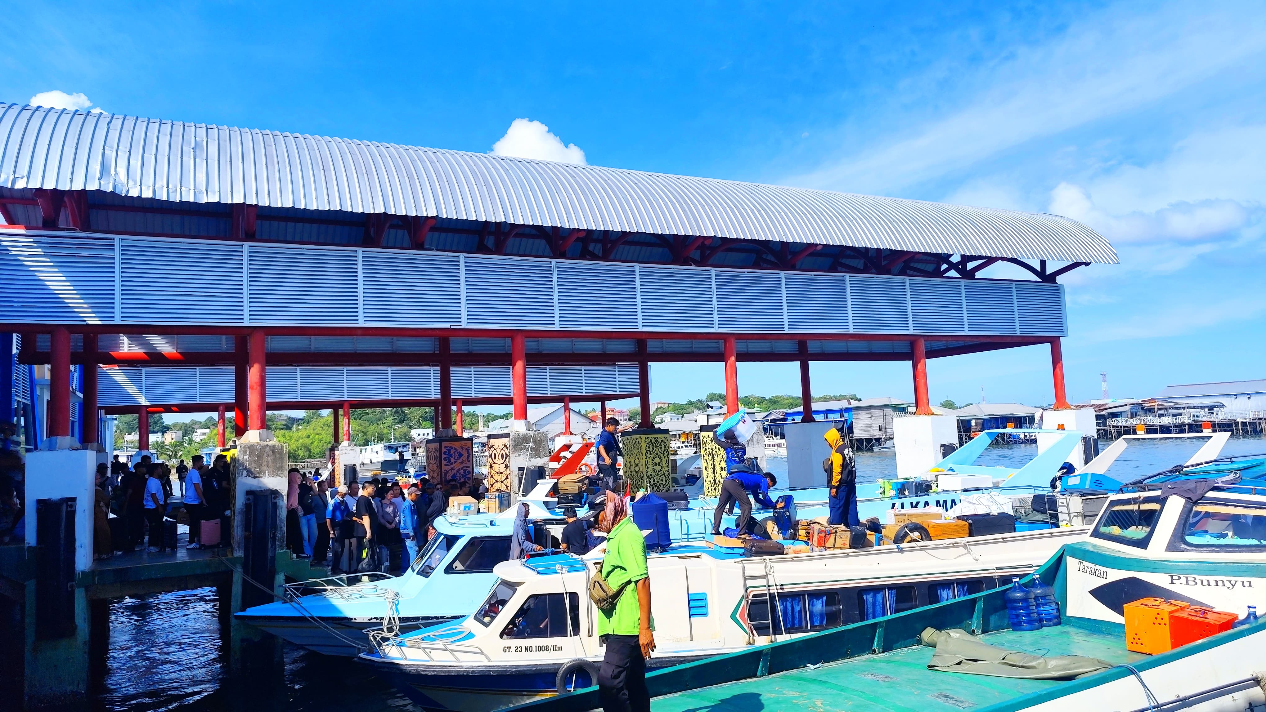 NATANAEL/RADAR TARAKAN MENINGKAT: Peningkatan mobilitas masyarakat, terlihat dari kenaikan jumlah penumpang.