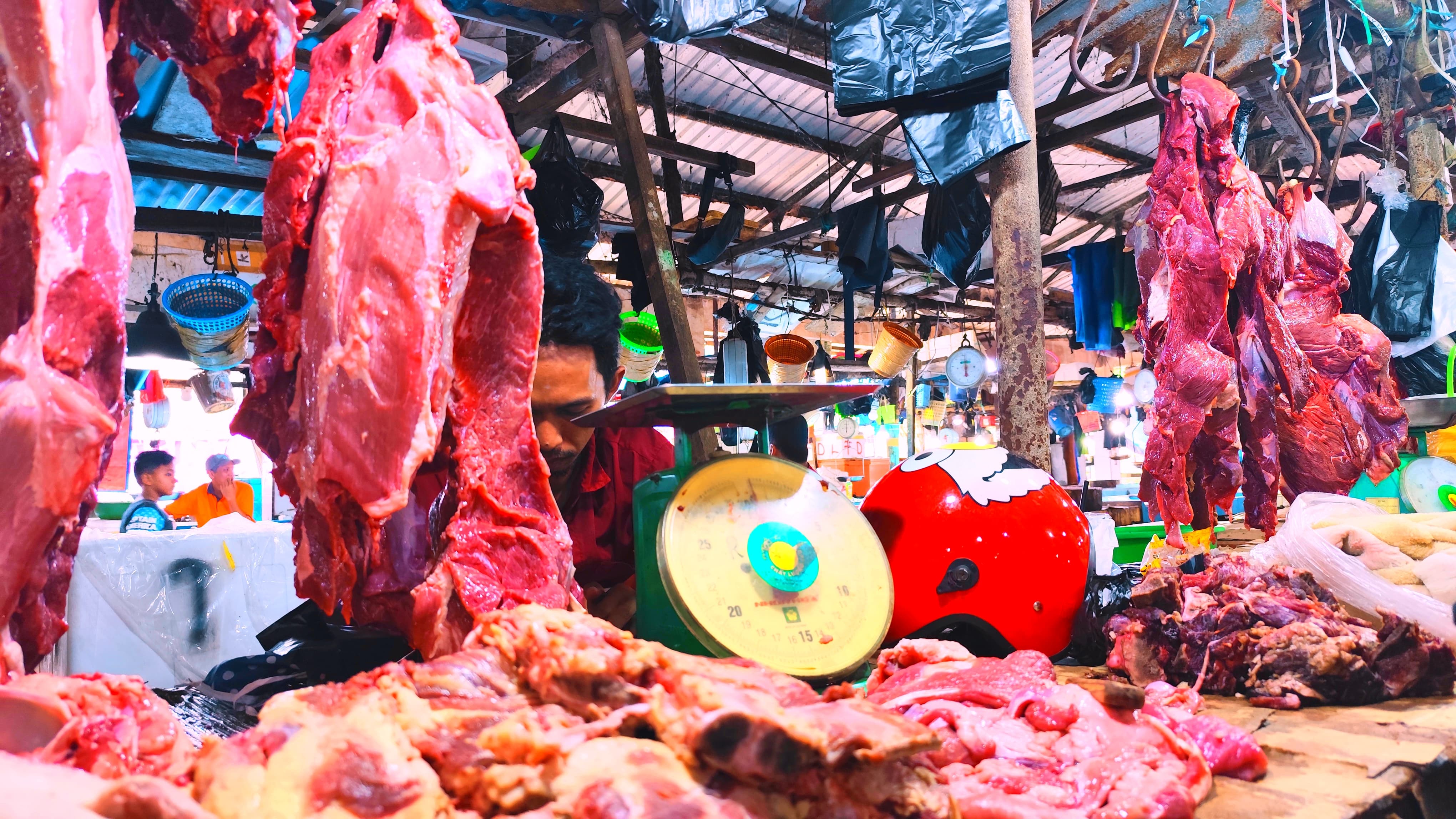 NAIK: Harga daging sapi di Tarakan naik.