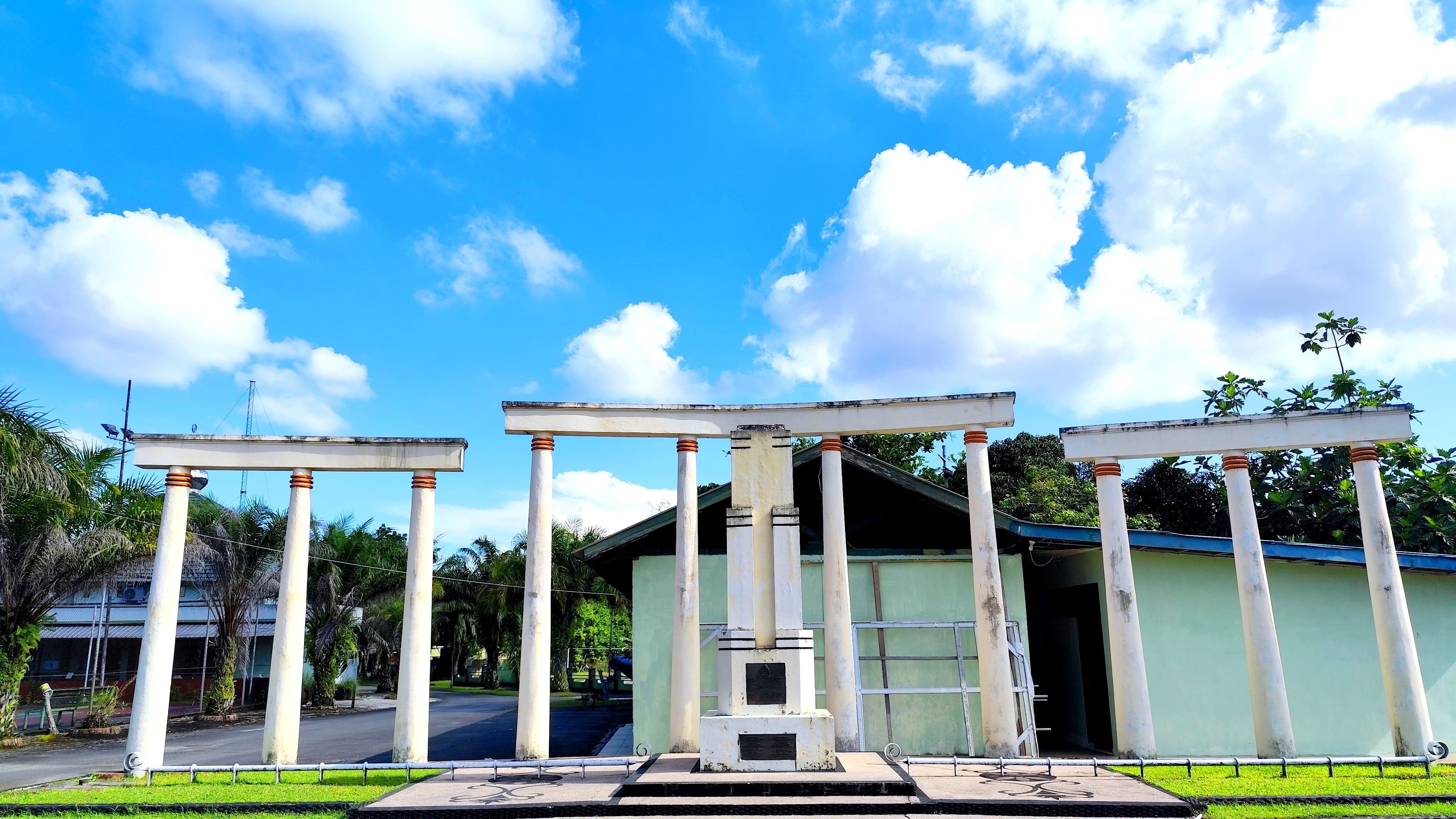 NATANAEL/RADAR TARAKAN  SEJARAH: Tugu Australia yang berada di Halaman Mako Kodim 0907 Tarakan