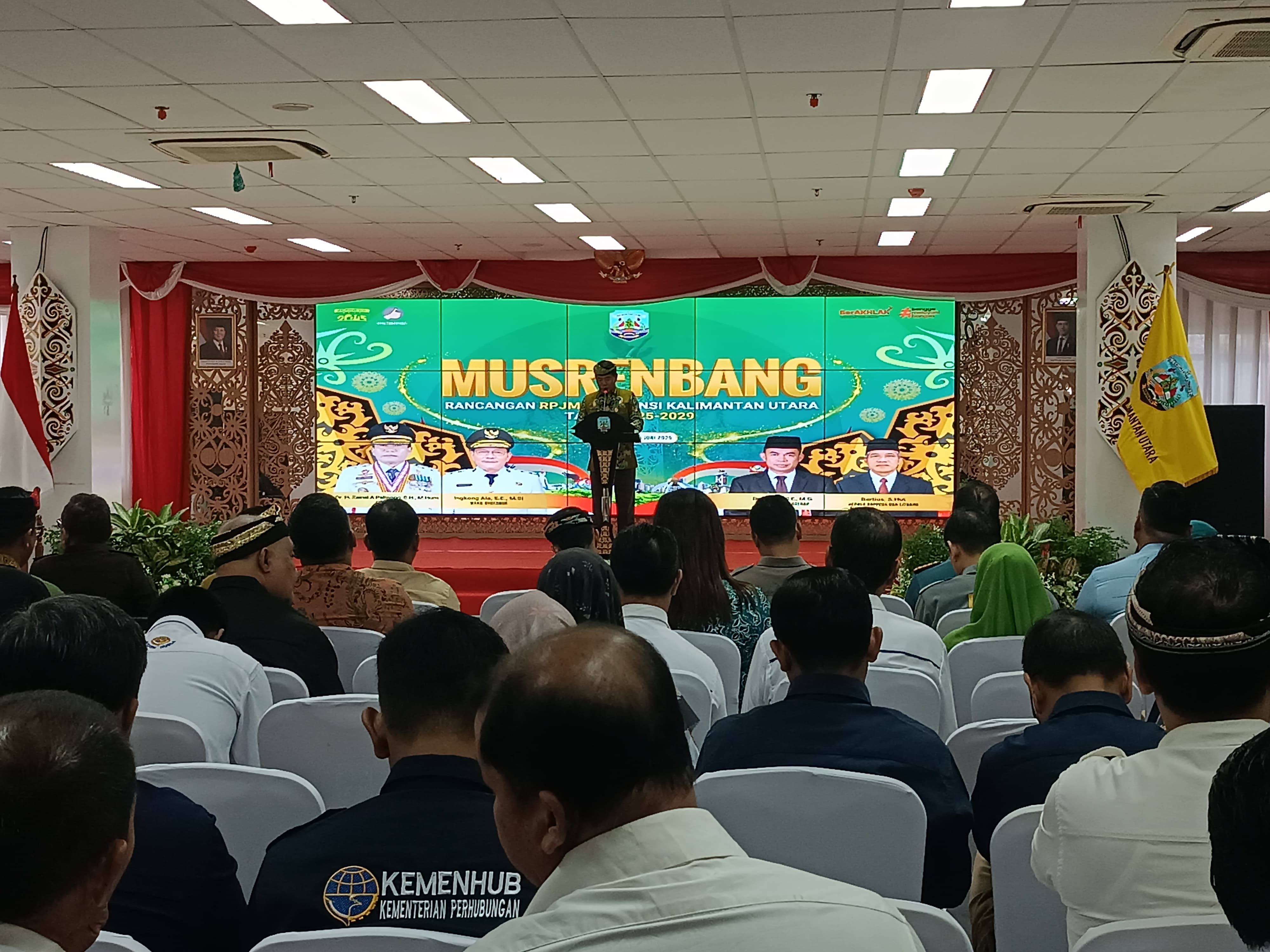 LIMA TAHUN: Gubernur Kaltara, Zainal A Paliwang membuka Musrenbang RPJMD Kaltara 2025-2029. FOTO: IWAN K/RADAR TARAKAN