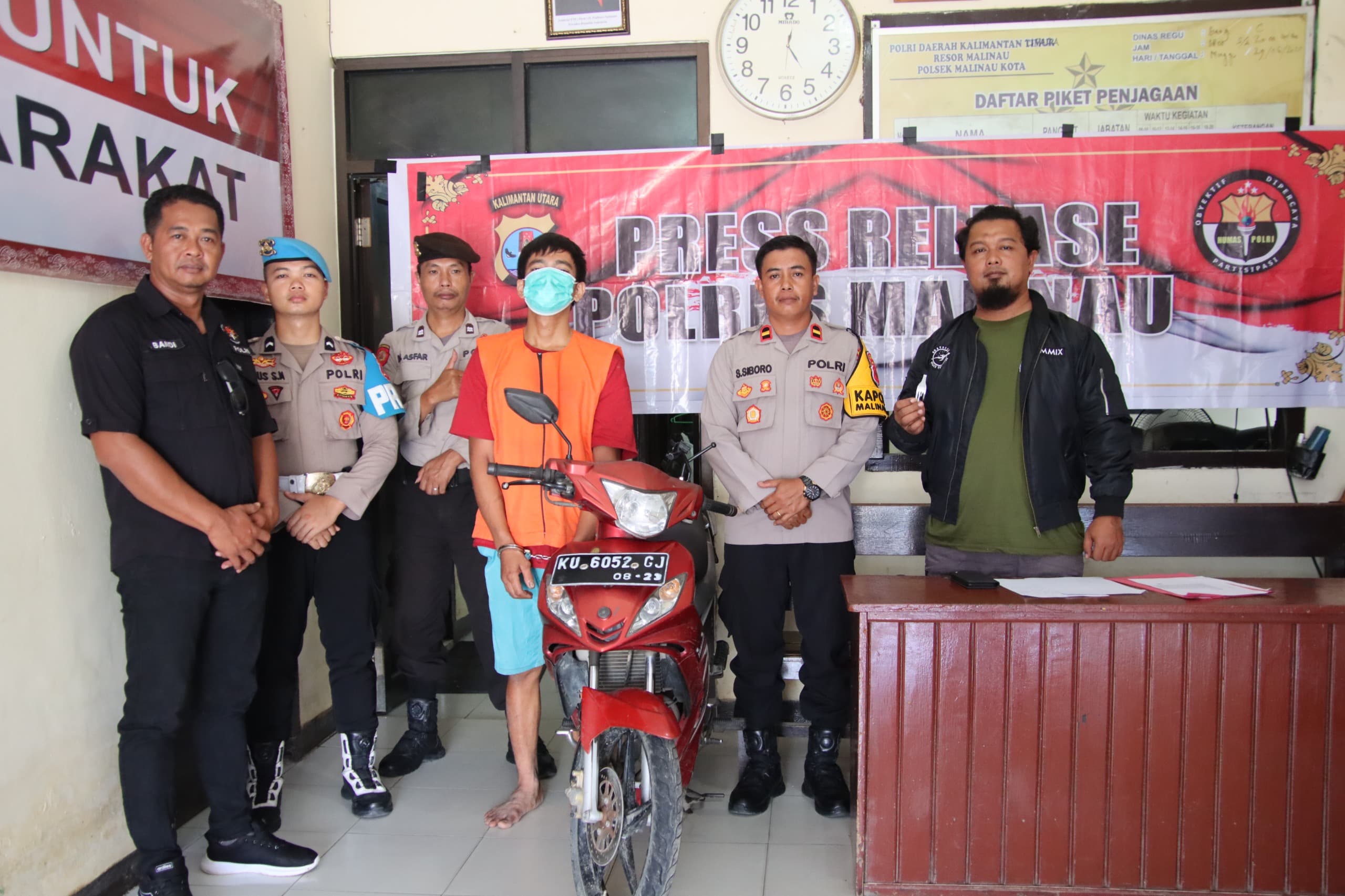 HUMAS POLRES MALINAU RESIDIVIS: Kembali tertangkap tersangka S residivis yang baru bebas 8 Bulan.