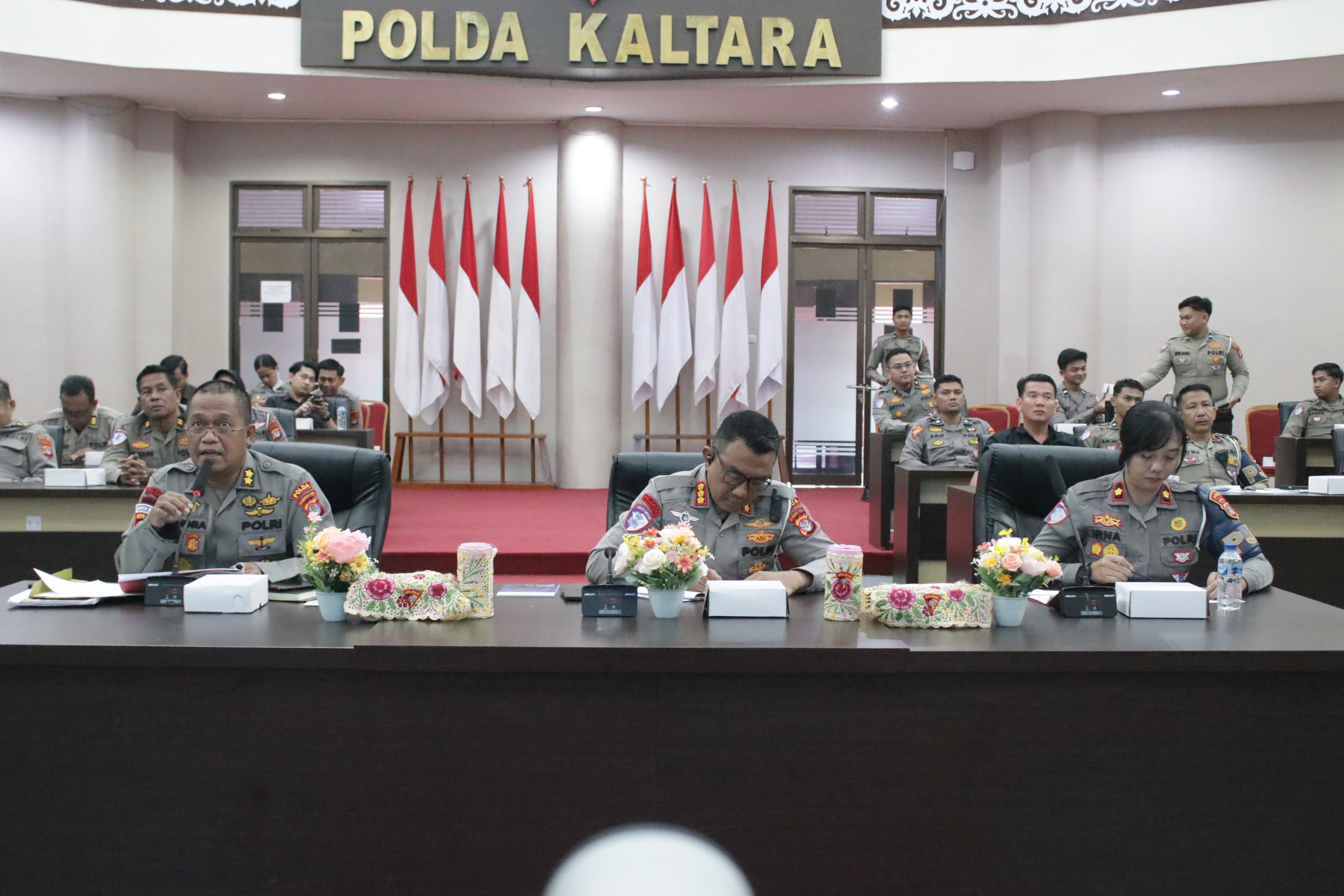 OPERASI : Suasana Latpra Ops yang digelar di Mapolda Kaltara, Jumat (11/7).
