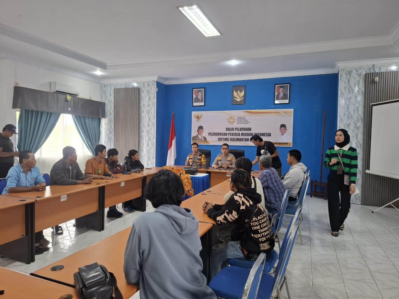 KSKP TARAKAN ILEGAL: Sebanyak 14 CPMI yang berhasil diamankan oleh personel KSKP Tarakan.