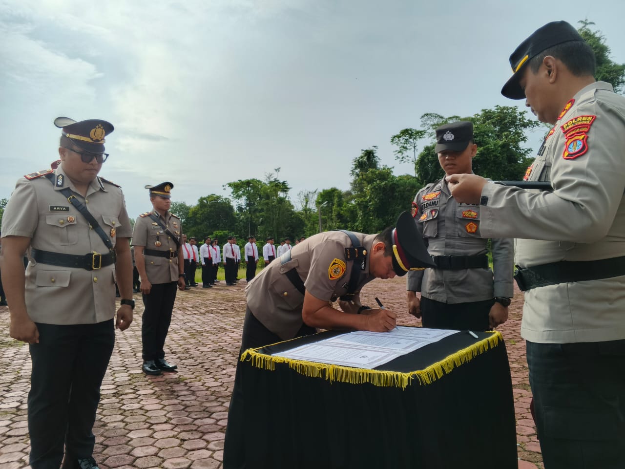 ROTASI: Serah terima jabatan Kasat Intelkam yang dipimpin langsung Kapolres Tana Tidung AKBP Eko Nugroho, Kamis 41/7/2025,FOTO:SOPIAN/RADAR TARAKAN