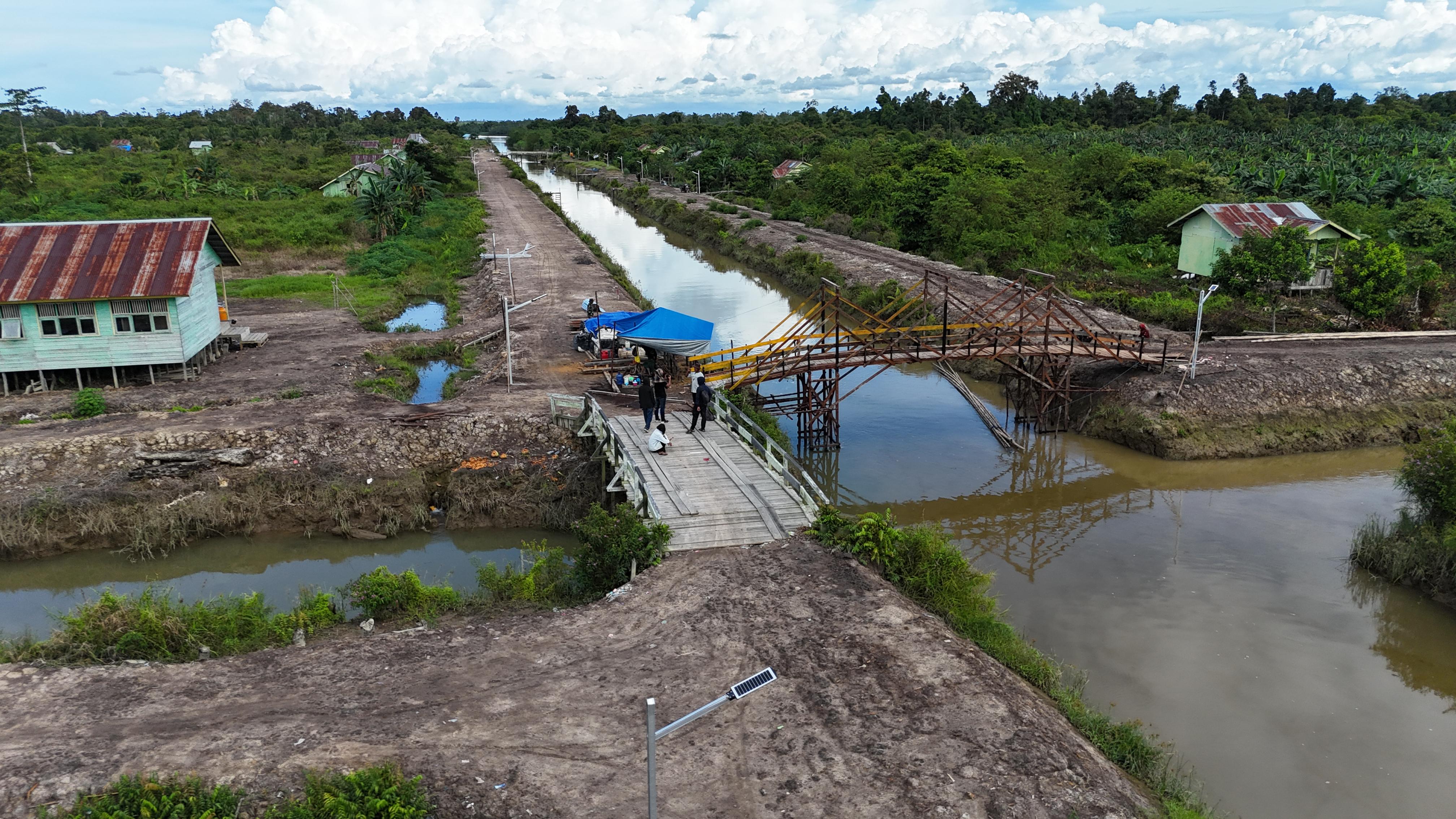 TRANSMIGRASI : Tampak kawasan transmigrasi di SP 6B, Desa Tanjung Buka, Kecamatan Tanjung Palas Tengah. (Fijai/Radar Tarakan)