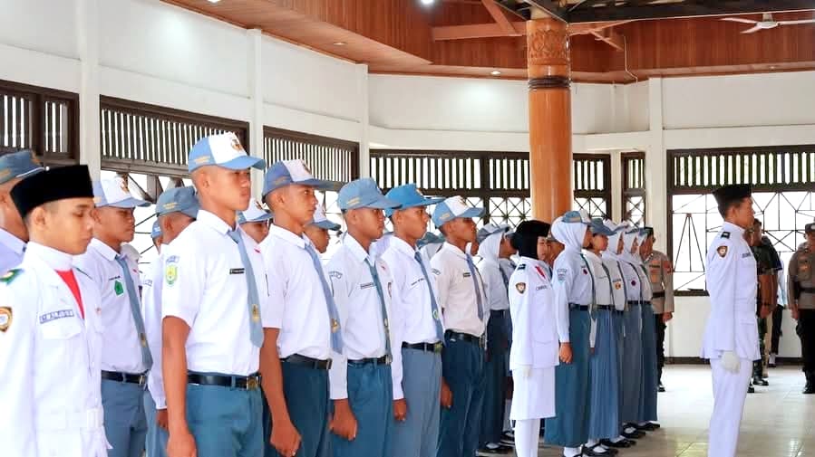 ISTIMEWA: Anggota Paskibraka Tarakan saat pembukaan Pusdiklat di ruang lubung, kantor Wali Kota.FOTO:M&nbsp;NATANAEL/RADAR TARAKAN.