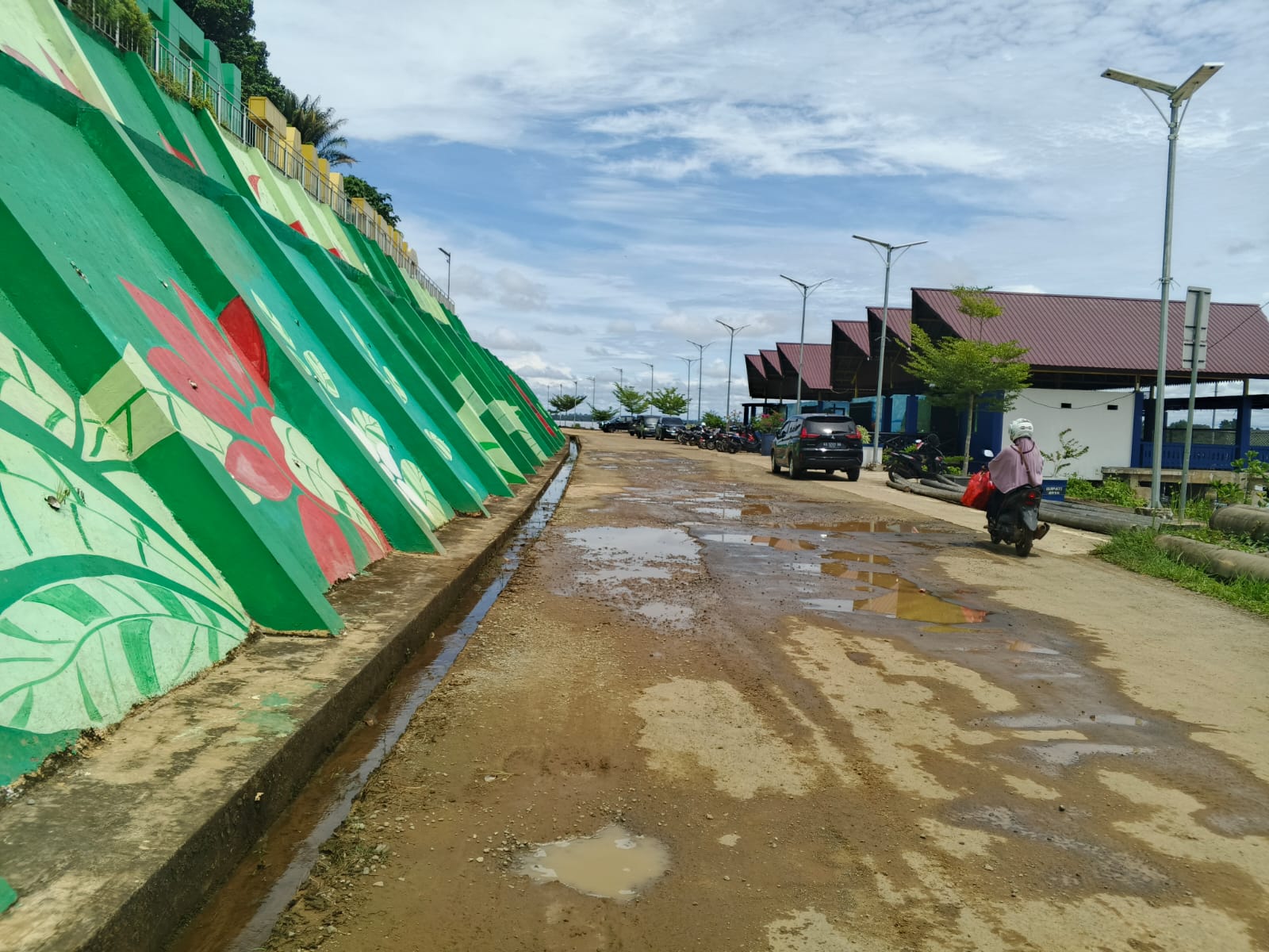 TEMUAN BPK: Tahun ini Dishub akan membangun tempat parkir dan portal elektronik pelabuhan Keramat Tideng Pale. FOTO: SOPIAN/RADAR TARAKAN