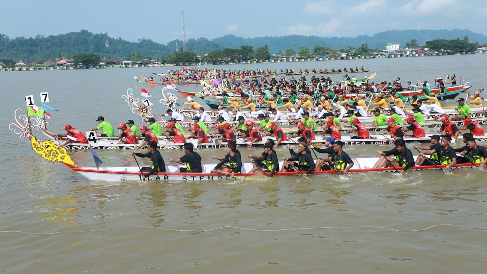 BIRAU : Perahu dayung menjadi salah satu lomba yang cukup ikonik di Bulungan, Taslee/Radar Tarakan