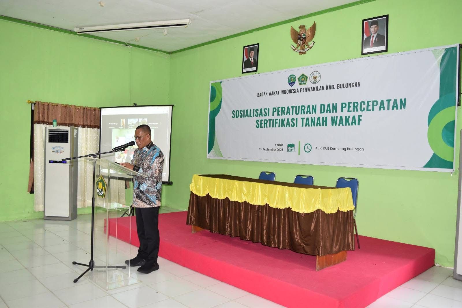 SOSIALISASI : Bupati Bulungan membuka sosialisasi tentang tanah wakaf FOTO:Taslee/Radar Tarakan
