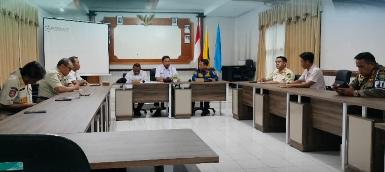 PERSIAPAN : Suasana rapat persiapan eksekusi penarikan rumah dinas milik Dinkes Bulungan