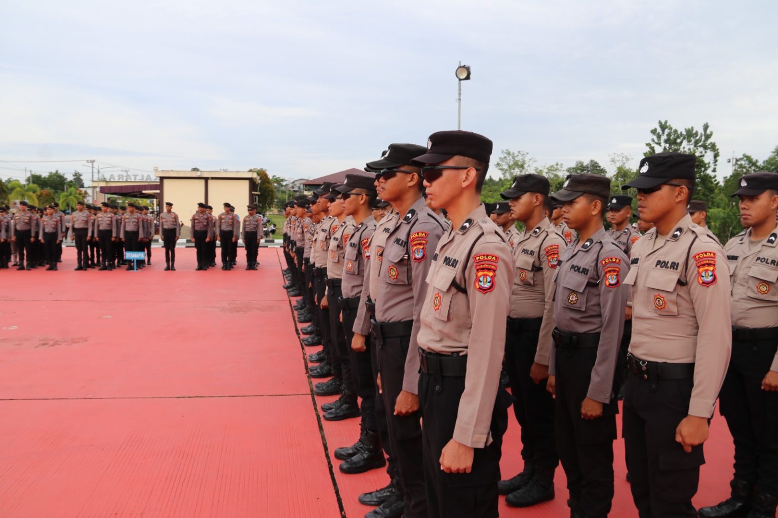 APEL : Personel Polda Kaltara saat mengikuti apel di Mapolda Kaltara