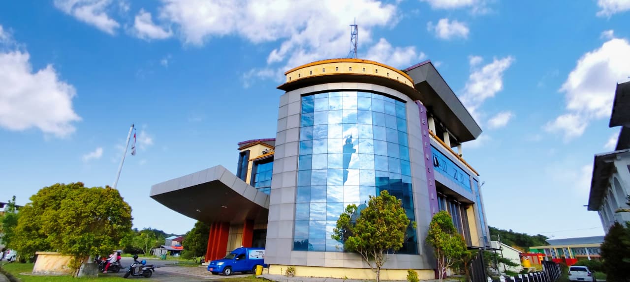 NATANAEL/RADAR TARAKAN PREDIKAT PRATAMA: Perpustakaan Daerah Kota Tarakan