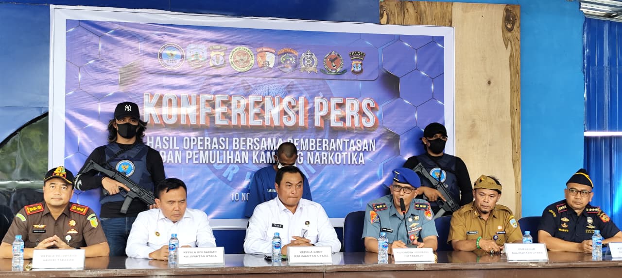 NATANAEL/RADAR TARAKAN HARAPAN: Konfrensi pers pemulihan kampung Narkotika dan penangkapan