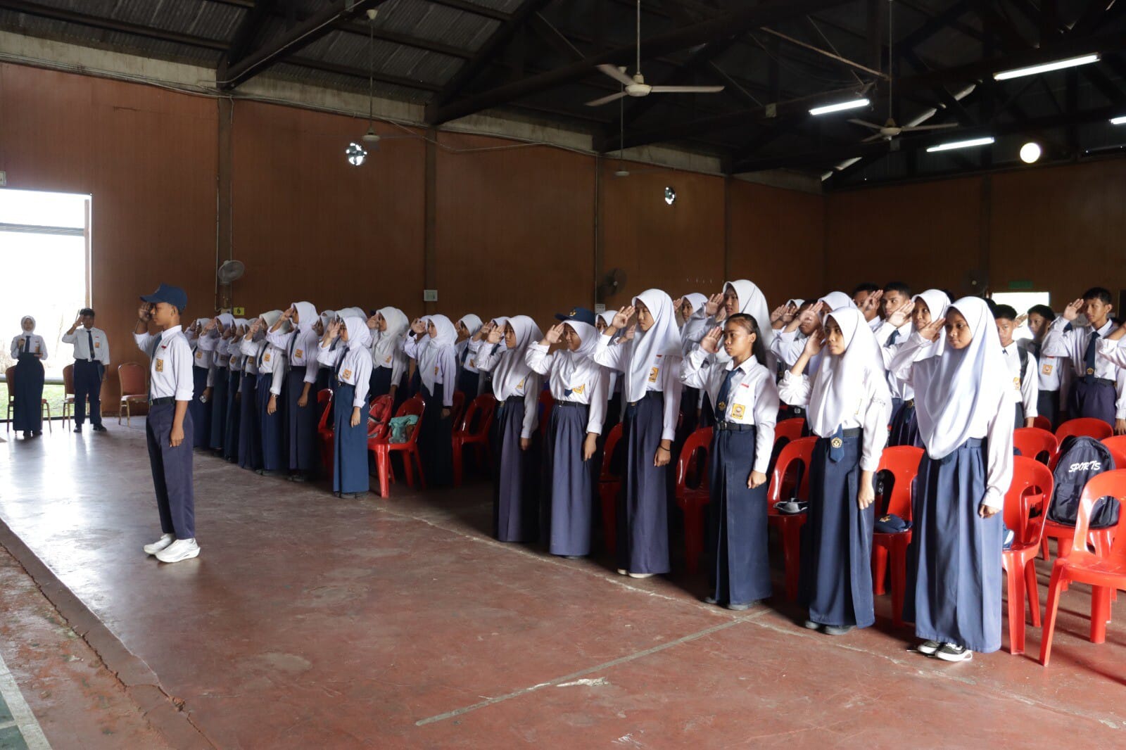 GENERASI BANGSA : KRI Tawau melaksanakan Consulate Goes to CLC di CLC Bombalai dan CLC Merotai disambut antusias para siswa-siswi