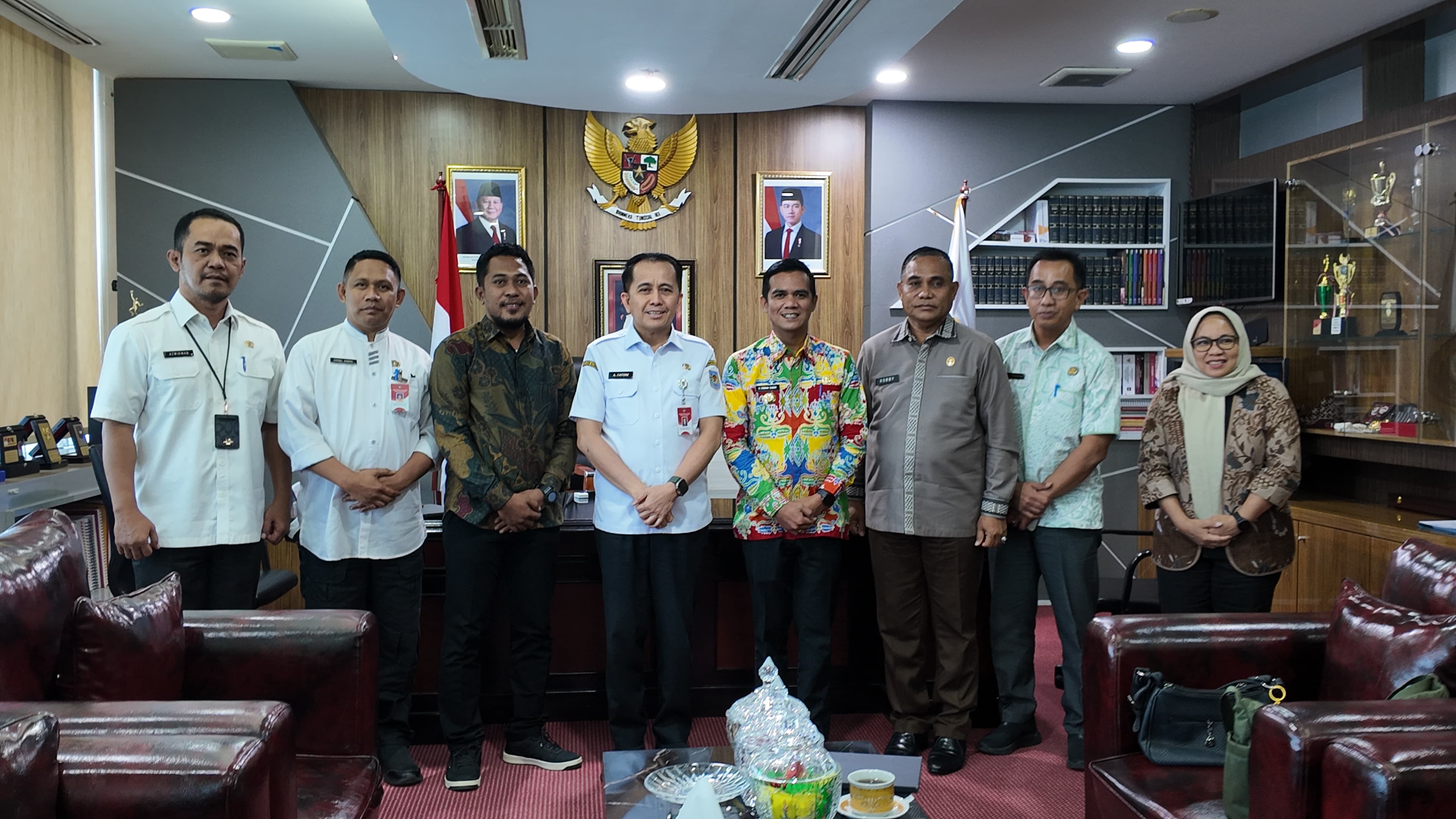 AUDIENSI: Bupati Nunukan Irwan Sabri bersama jajaran bertemu Dirjen Keuda Kemendagri Agus Fatoni FOTO:DOK PROKOPIM