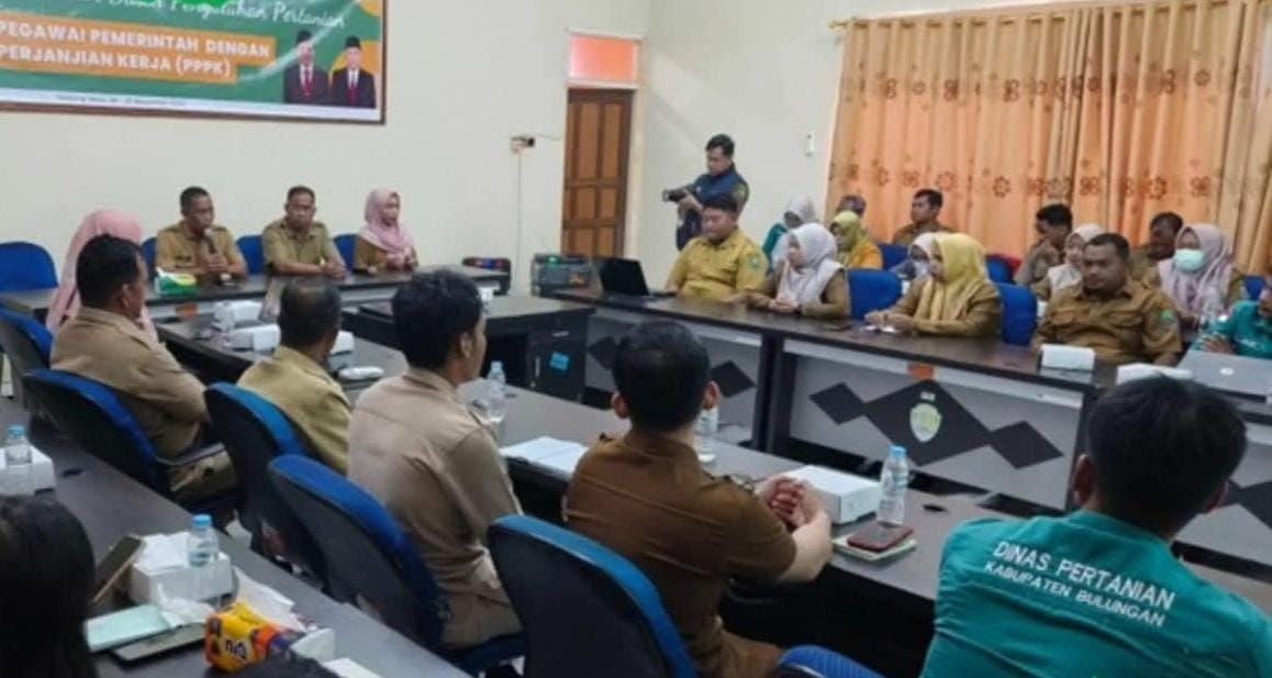 PENYULUH PERTANIAN : Bupati Bulungan saat membuka bimtek penyuluh pertanian di Bulungan