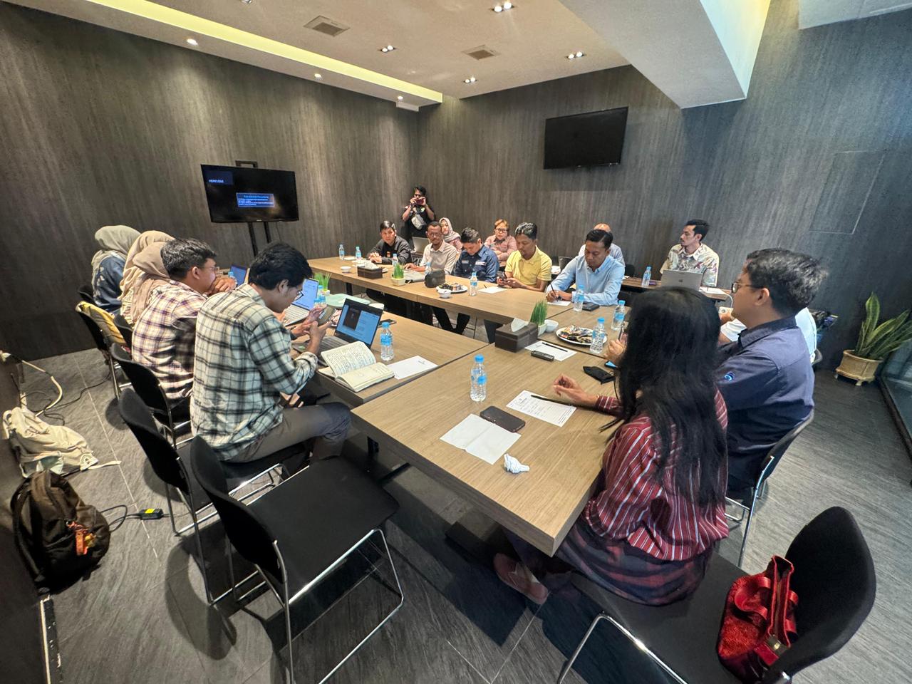 IST  EVALUASI: Komdigi melakukan evaluasi pelaksanaan PSO bersama pengguna layanan di Tarakan