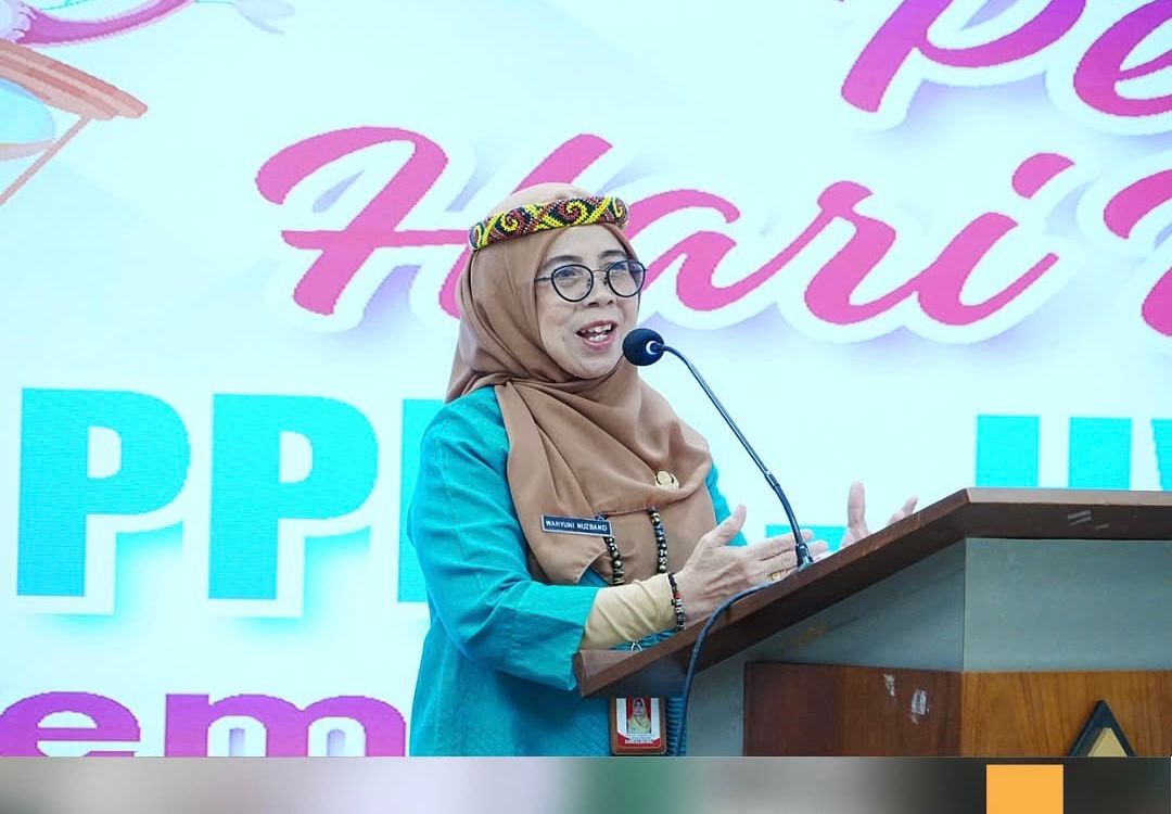 SEMINAR : Staf Ahli Gubernur Kaltara Ir Wahyuni ketika menyampaikan sambutan dalam pembukaan seminar GEDSI-HWDI di Tanjung Selor DKISP