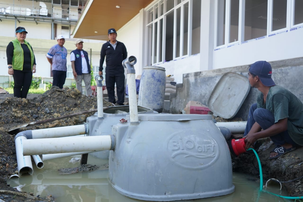 TINJAU LAPANGAN : Wabup Bulungan meninjau pembangunan di RSD RSD dr. Soemarno Sosroatmodjo Tanjung Selor