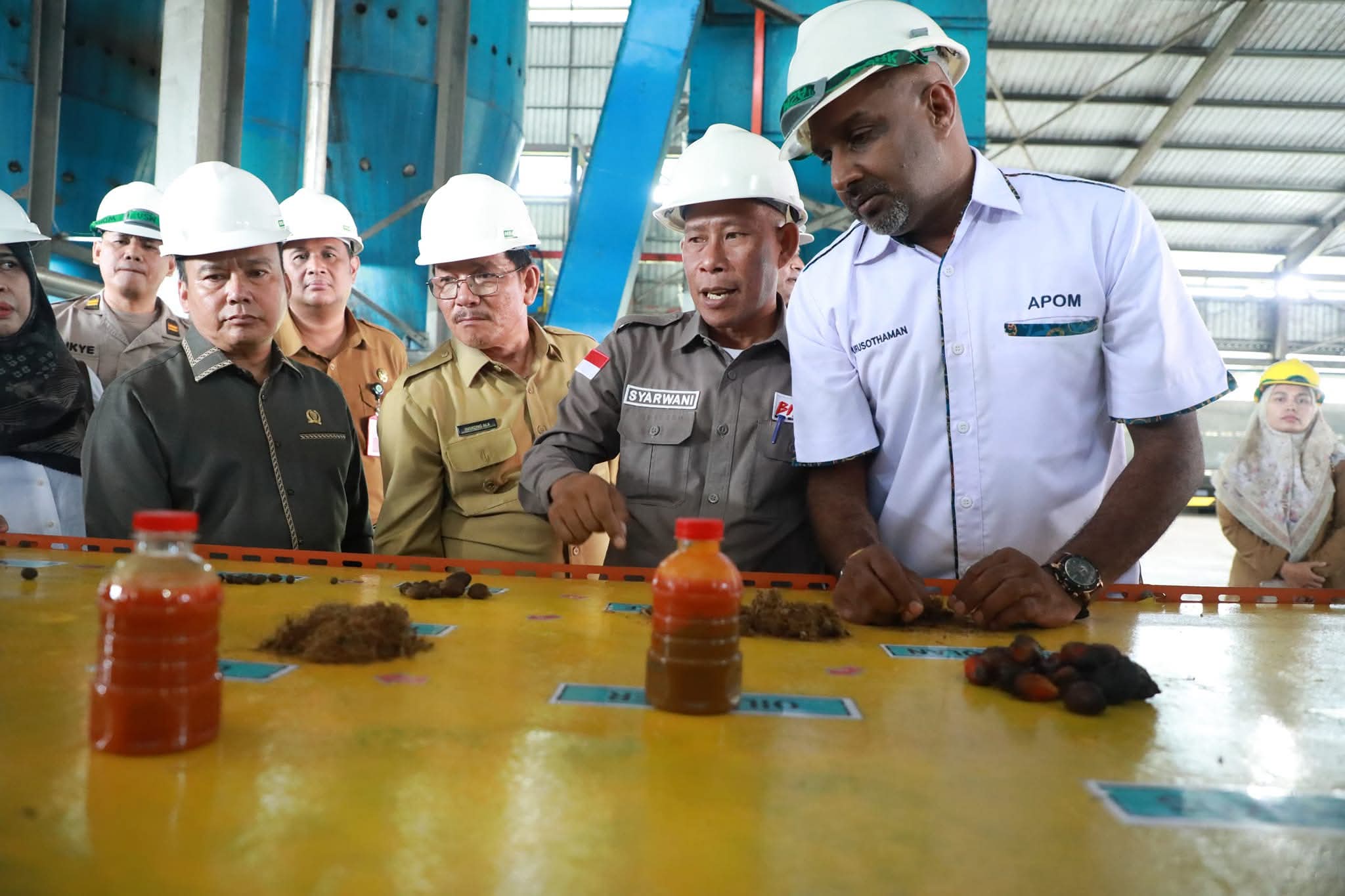 PERKEBUNAN : Bupati Bulungan saat melakukan kunjungan ke salah satu perusahaan perkebunan kelapa sawit di Bulungan