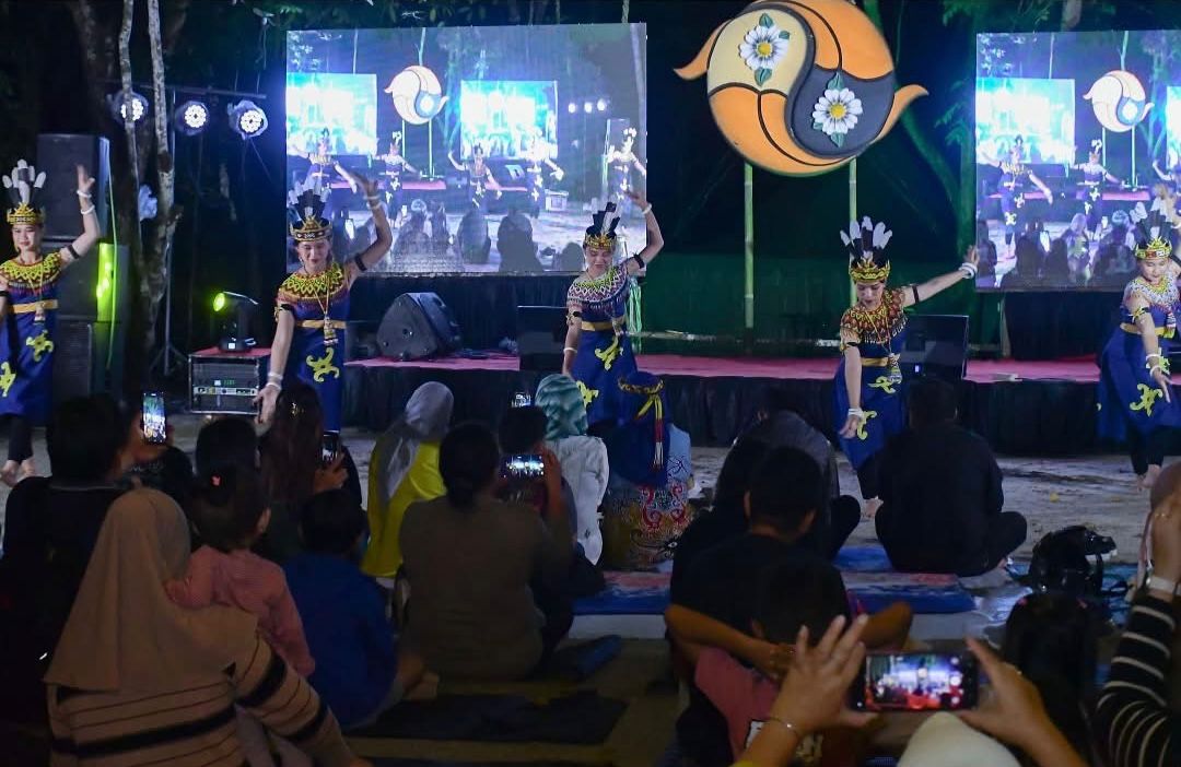 MUSIK ALAM : Even tahun Musik Alam Fest 2K25 kembali digelar di Kebun Raya, Bundayati Taslee/Radar Tarakan