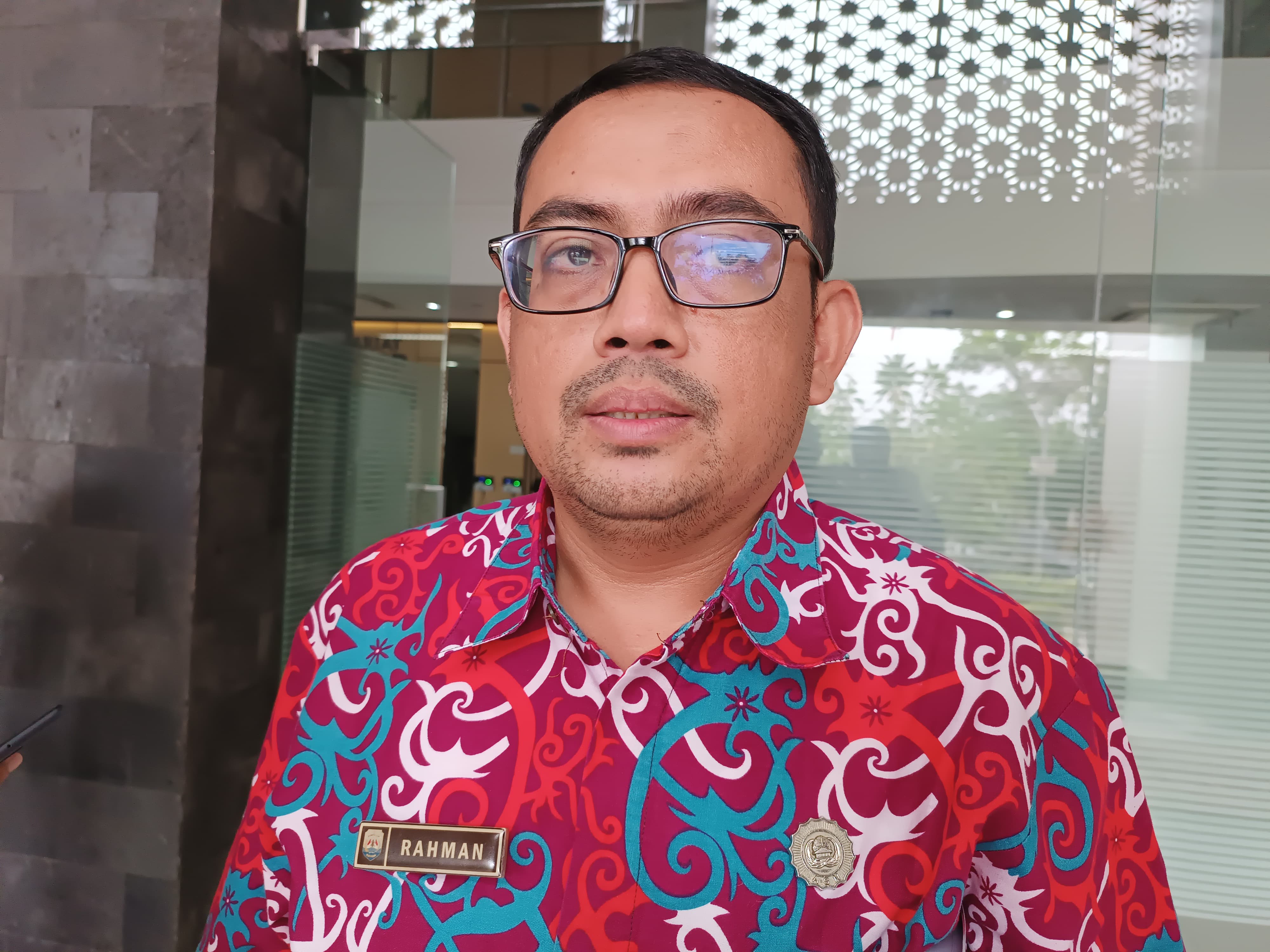 Penatakelola Penanaman Modal Ahli Muda DPMPTSP Kaltara - Rahman Putrayani. FOTO: IWAN K/RADAR TARAKAN