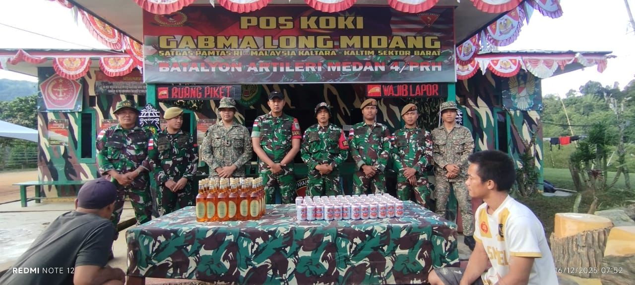 AMANKAN MIRAS: Puluhan botol miras ilegal diduga asal Malaysia, diamankan di Pos Gabma Long Midang, Krayan.