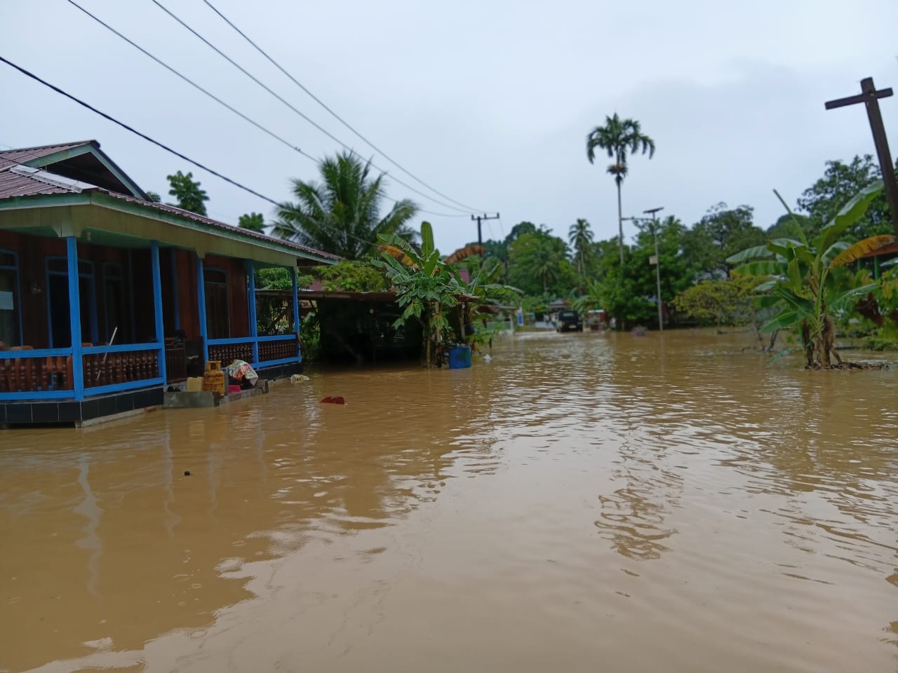 TERENDAM: Pemukiman warga di Kecamatan Sekatak terendam banjir.