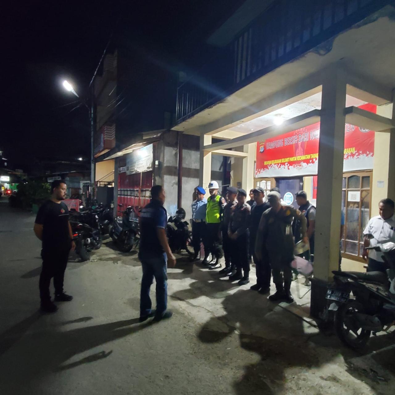 PENGAMANAN : Polres Tarakan terus memperkuat pengamanan di kawasan Kampung Bersinar Selumit Pantai, yang sejak lama dikenal rawan peredaran narkotika.