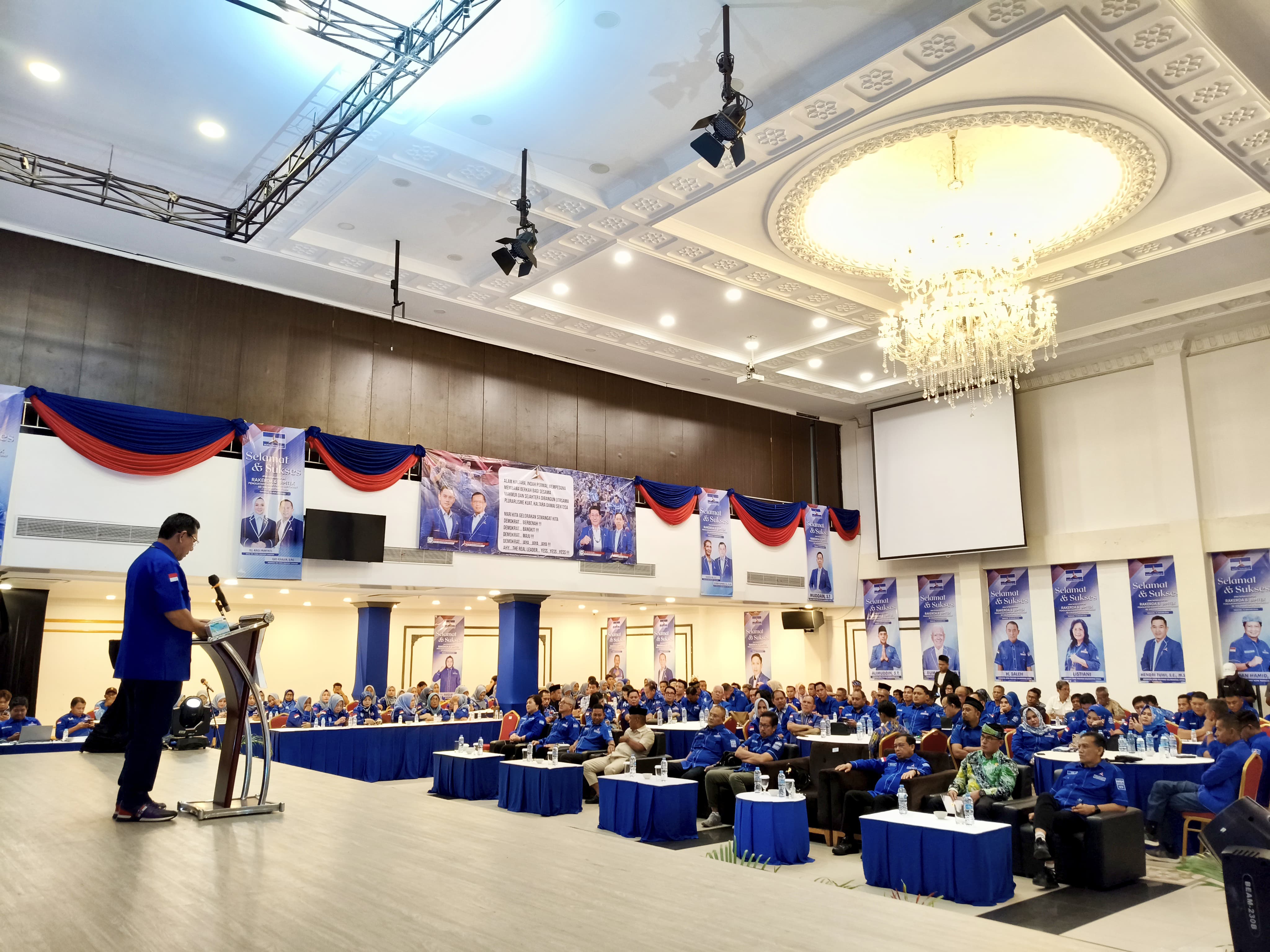 RAKERDA DEMOKRAT: Ketua DPD Demokrat Kaltara, Dr. Yansen TP, M.Si, dinilai berhasil menerjemahkan strategi partai ke dalam kerja nyata di Kaltara.