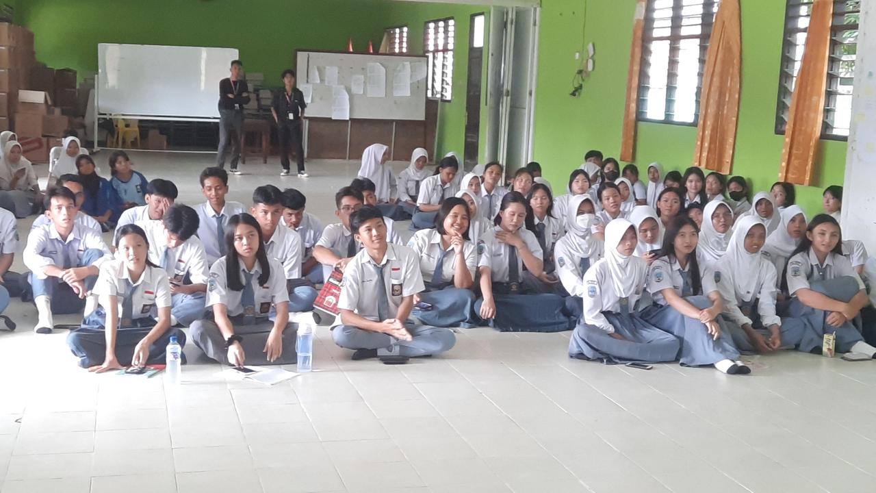 ILUSTRASI: Siswa SMAN 1 Malinau saat mengikuti kegiatan sosialisasi dari Kursus Bahasa Asing.