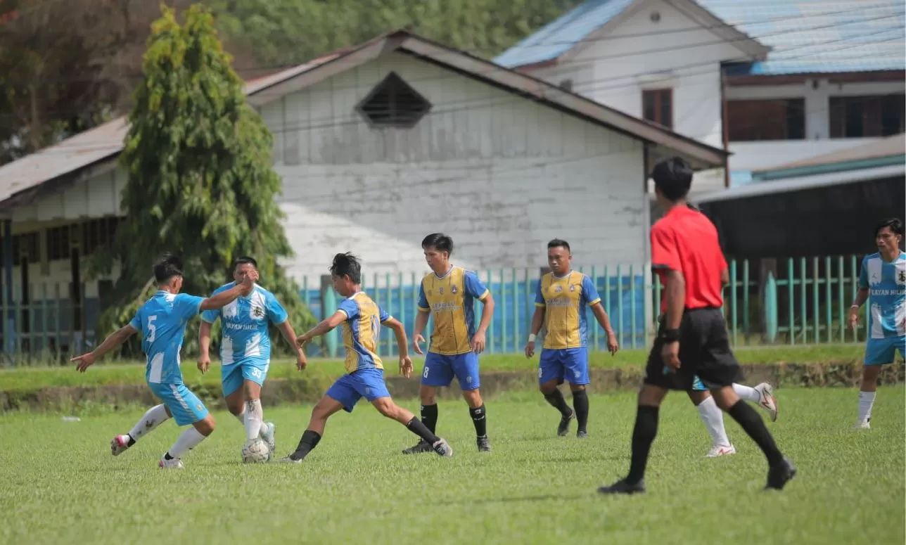 LOKAL: Pertandingan sepakbola antarkecamatan turnamen Irau Cup 2025 sebagai pembinaan atlet lokal.